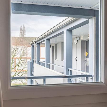B&B Hotel Lille Seclin Unexpo Eksteriør bilde
